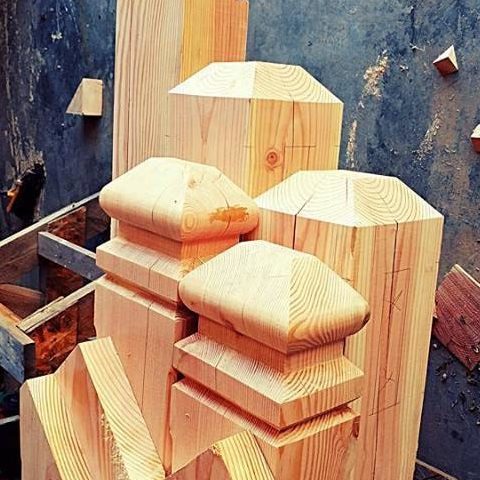 Custom bedposts for a beautiful bed