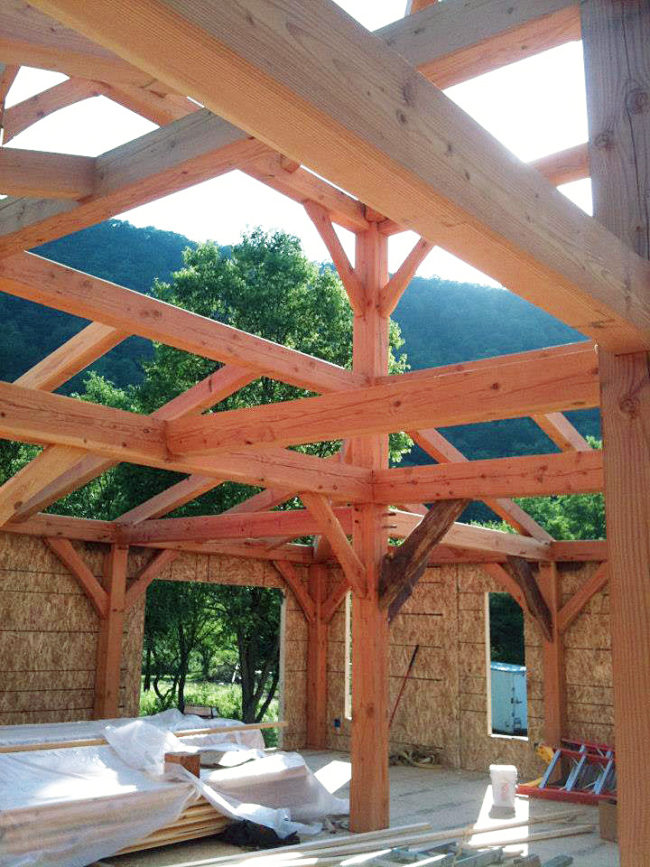Adirondacks Timber Frame home under construction