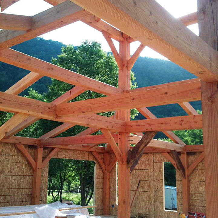 Adirondacks Timber Frame home under construction