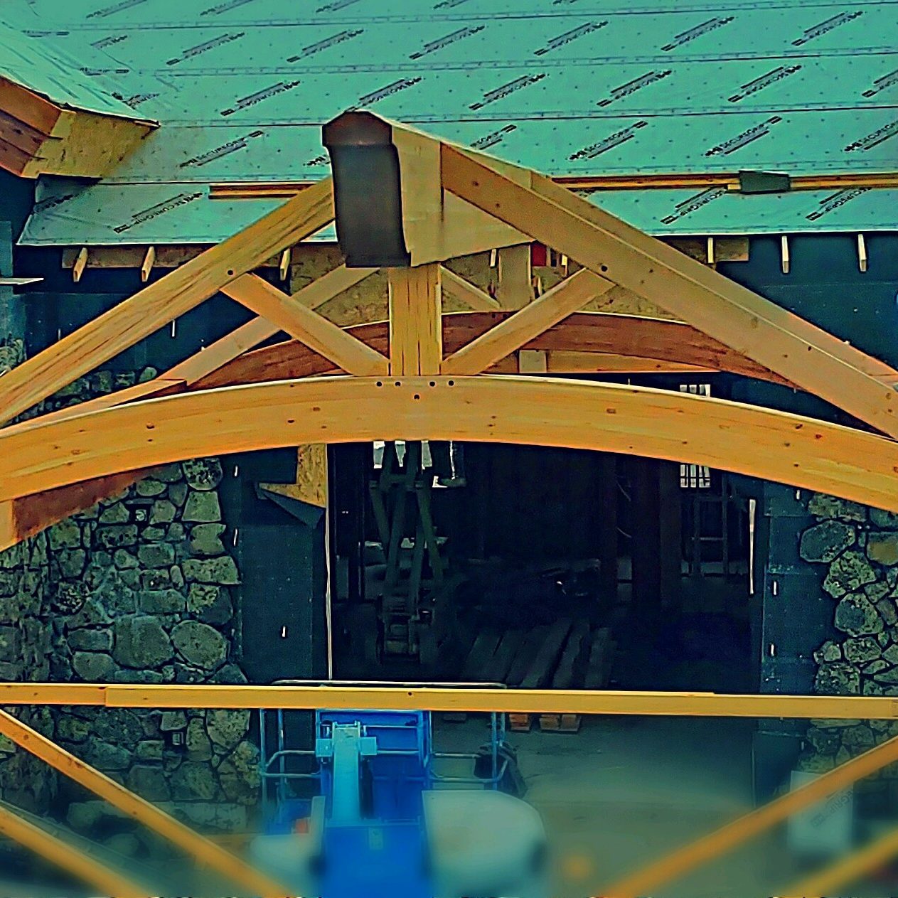 Truss of Lake Roosevelt home